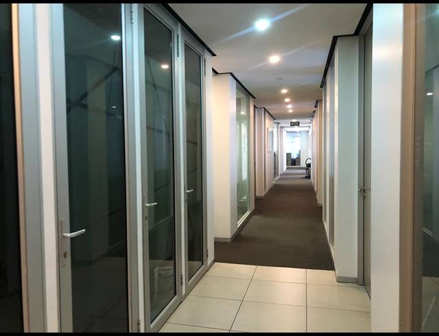 624M² OFFICE TO LET IN ROSEBANK